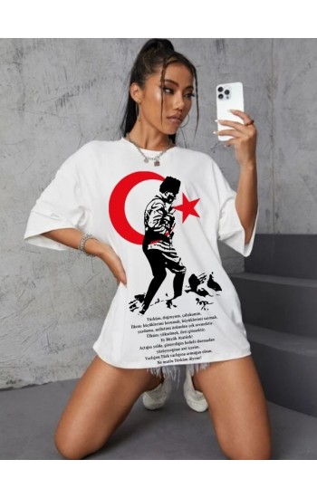 Atatürk ve Andımız Baskılı Kadın Beyaz  Tshirt…