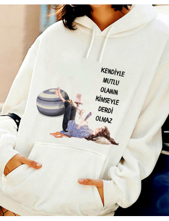 Anlamlı Söz ve Görsel Baskılı Kadın Sweatshirt