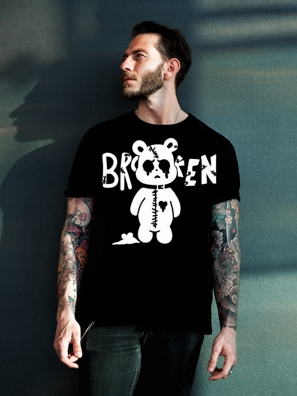 Broken Yazılı T-Shirt Siyah…