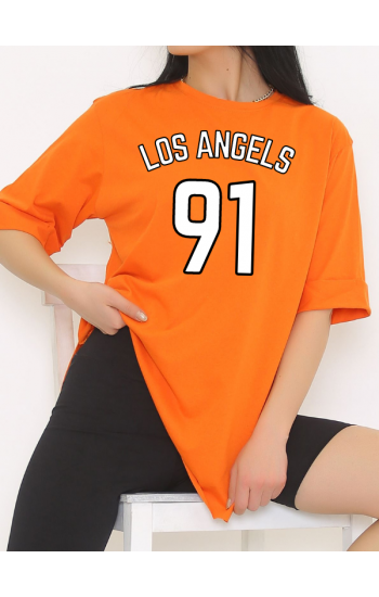 Yandan Yırtmaçlı Los Angels Baskılı Kadın T-Shirt Turuncu…