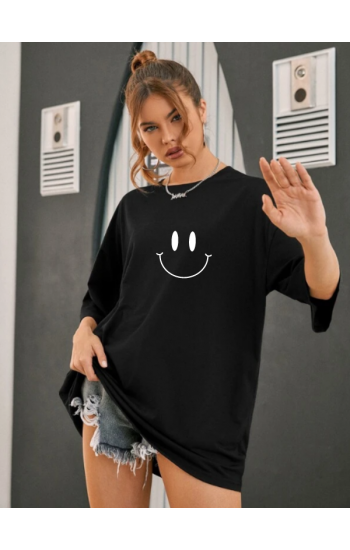 Gülücük Baskılı Oversize Kadın T-Shirt Siyah…